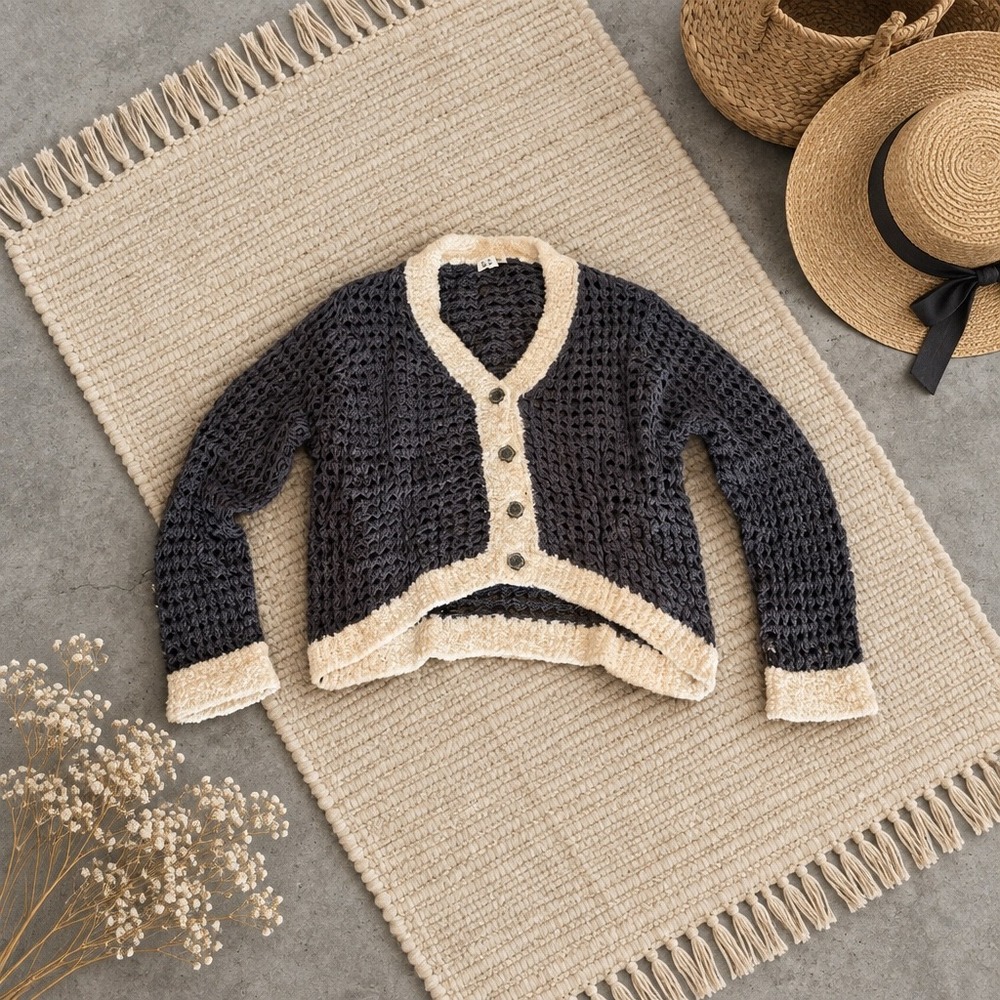 POL Women Navy Crochet Knit Cardigan Cream Trim Button Front Crop Sweater
